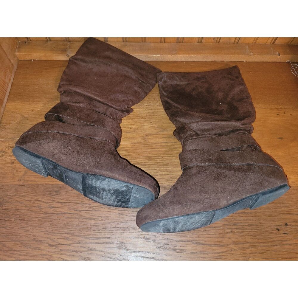Comfort Plus by Predictions Brown Faux Suede Slouch Boots Buckle Accent Size 8.5